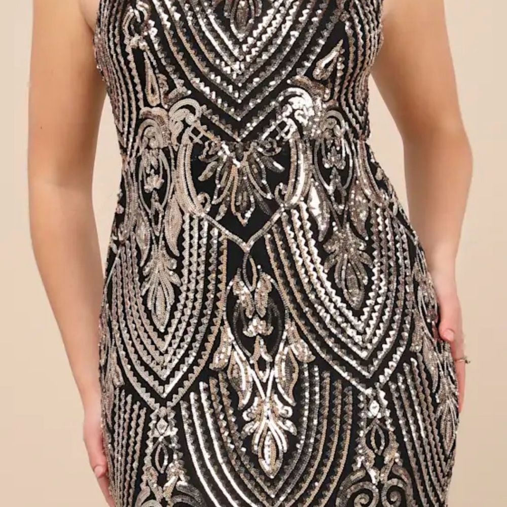 Truly Alluring Black and Gold Sequin Mermaid
Maxi Dress
Lulus - Picture 3 of 3